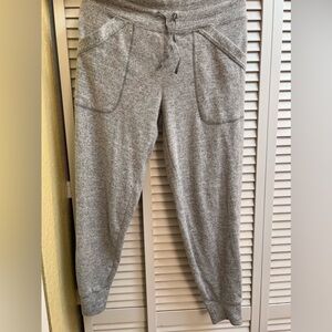 Lucy Brand Women’s Sz M Lucy Gray Sweatpants Joggers Loungewear Casual Pants